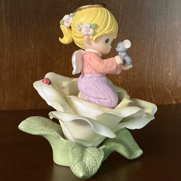 Precious Moments Yellow Rose of Friendship Expressive Blossoms 1999 PMI - Picture 2 of 7